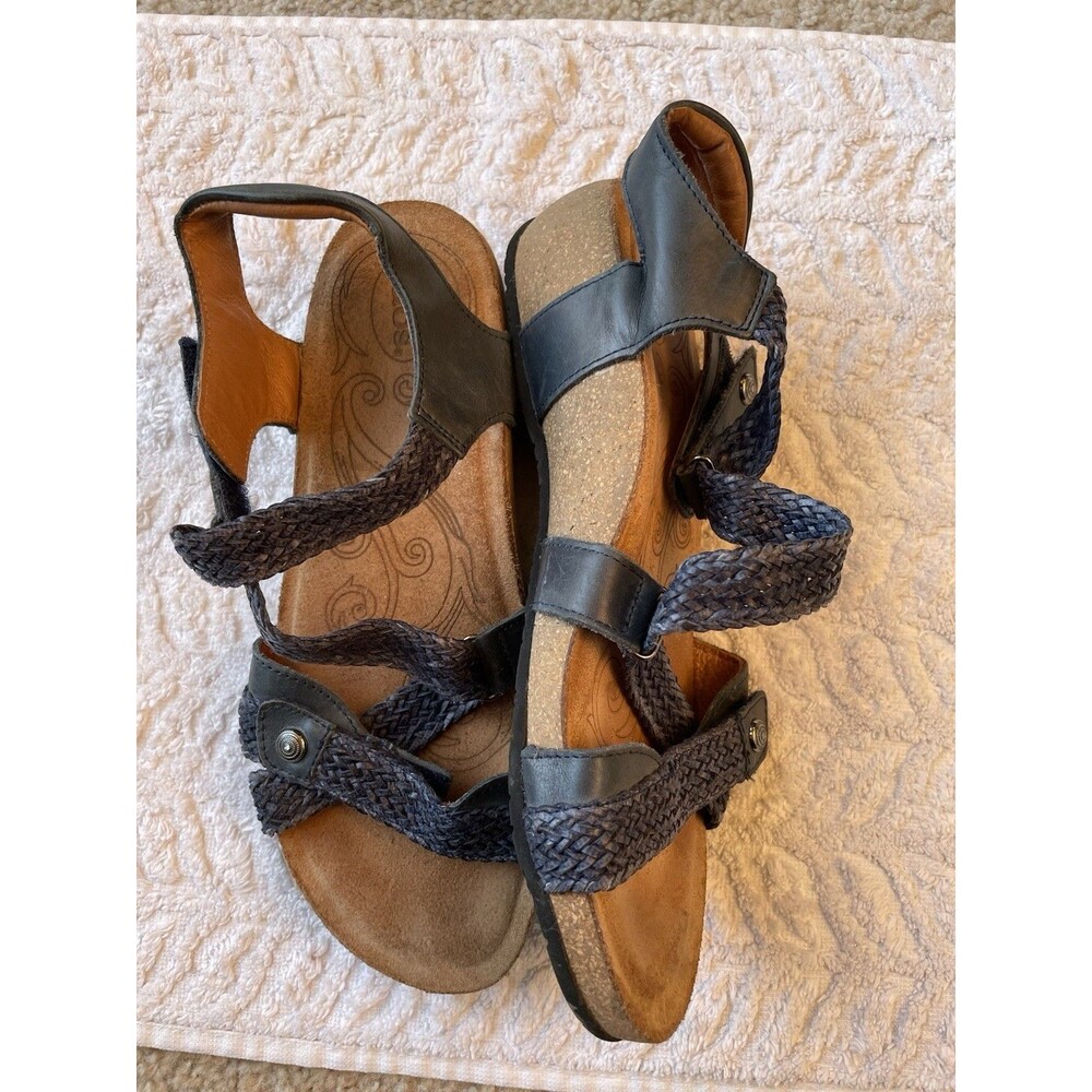 Taos Trulie Strappy Leather Sandals Comfort Black Size 7-7.5